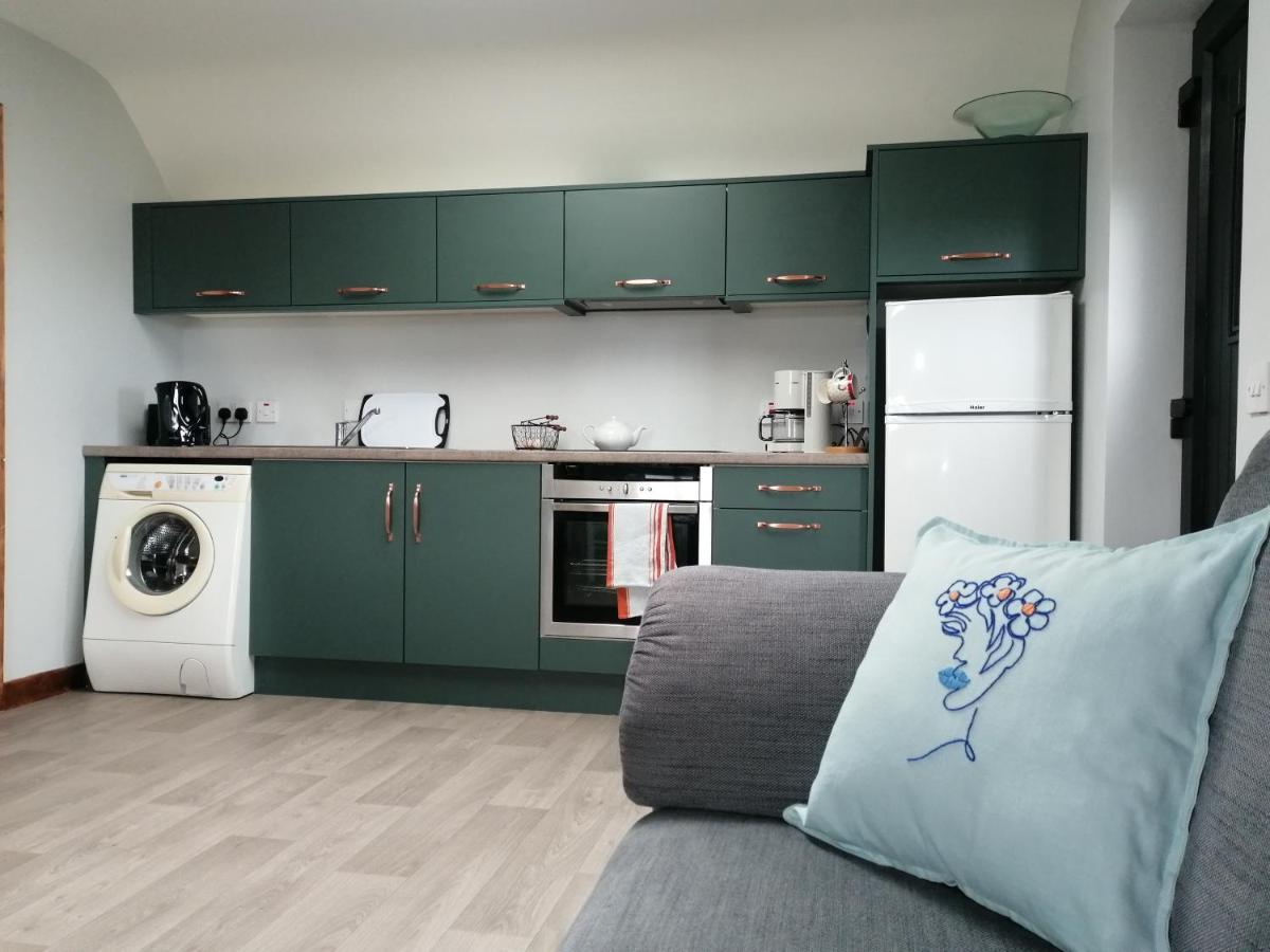 Self Catering Upstairs Apartment At Tradcottage Sligo Exterior photo